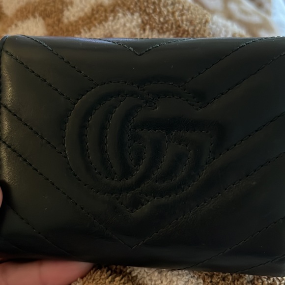 GUCCI MARMONT WALLET “USED” but BARELY❤️ - Picture 2 of 5